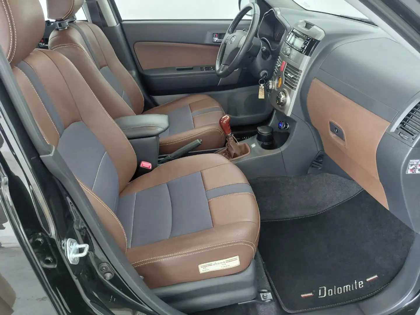 Daihatsu Terios 1.5 4WD B You O/F Dolomite 1di 300 pezzi Nero - 2