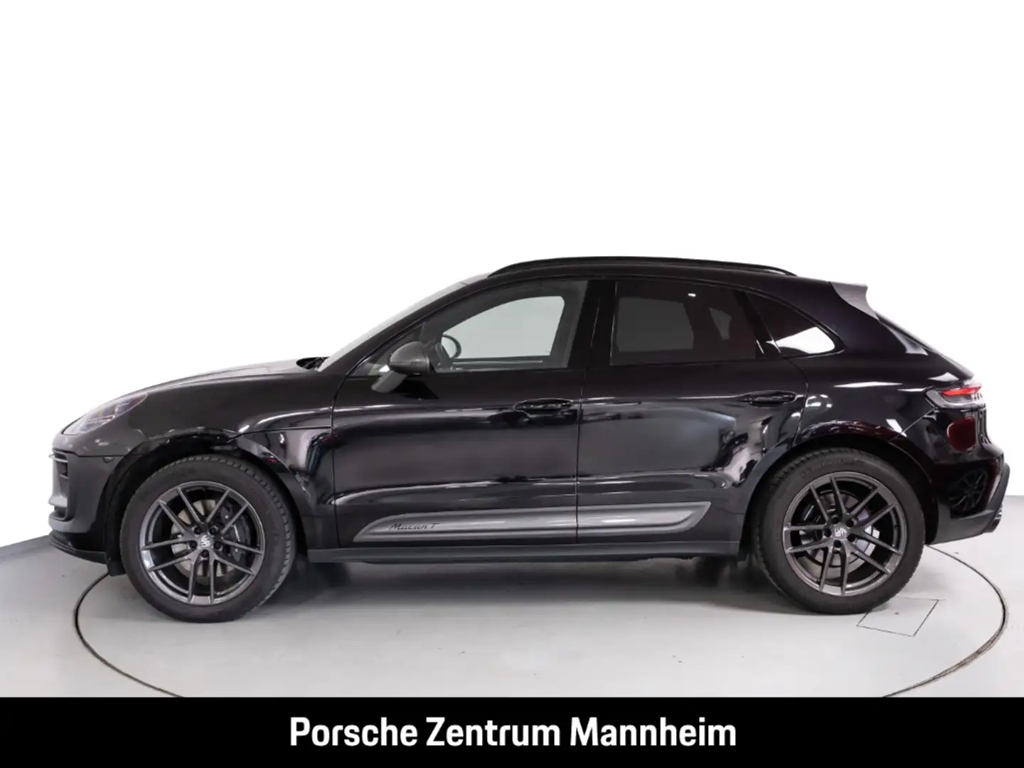 Porsche Macan T Pano Luftfederung Anhängerkupplung Kamera Black - 2