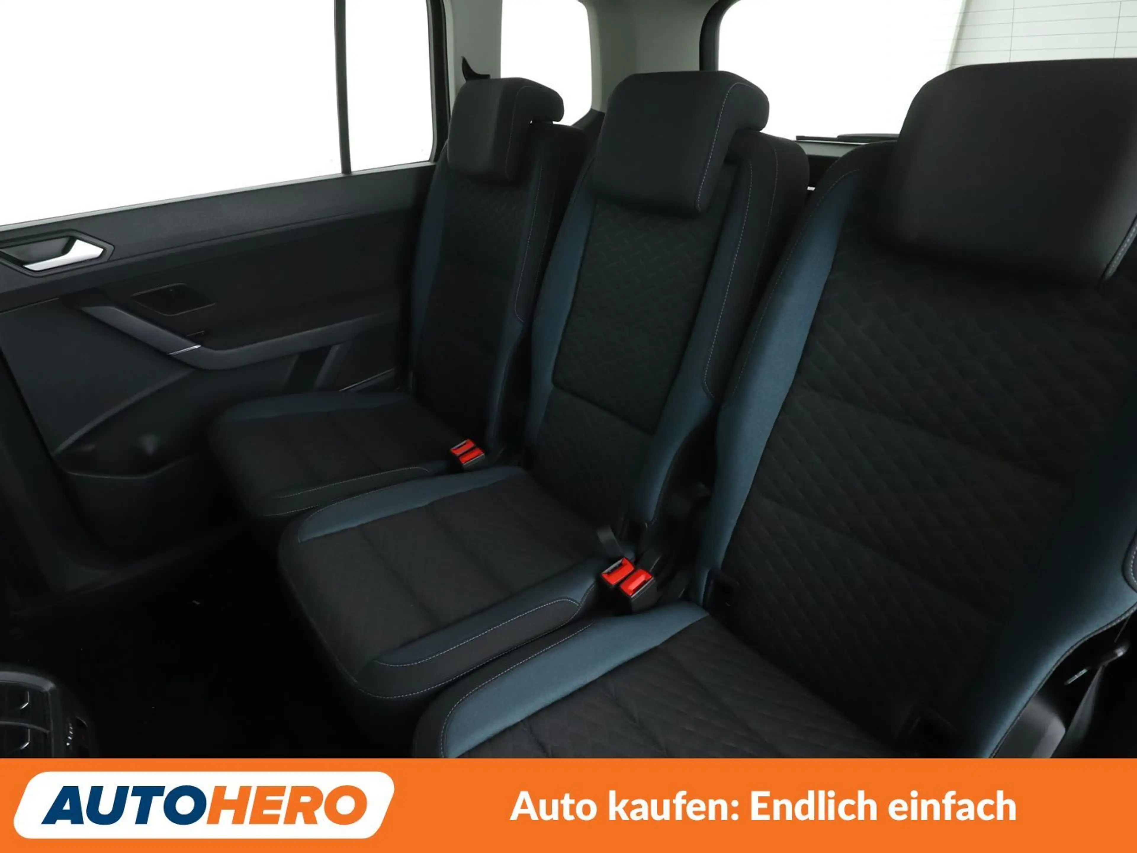 Volkswagen Touran 1.5 TSI ACT IQ.DRIVE Aut.*NAVI*CAM*ACC* — photo 14