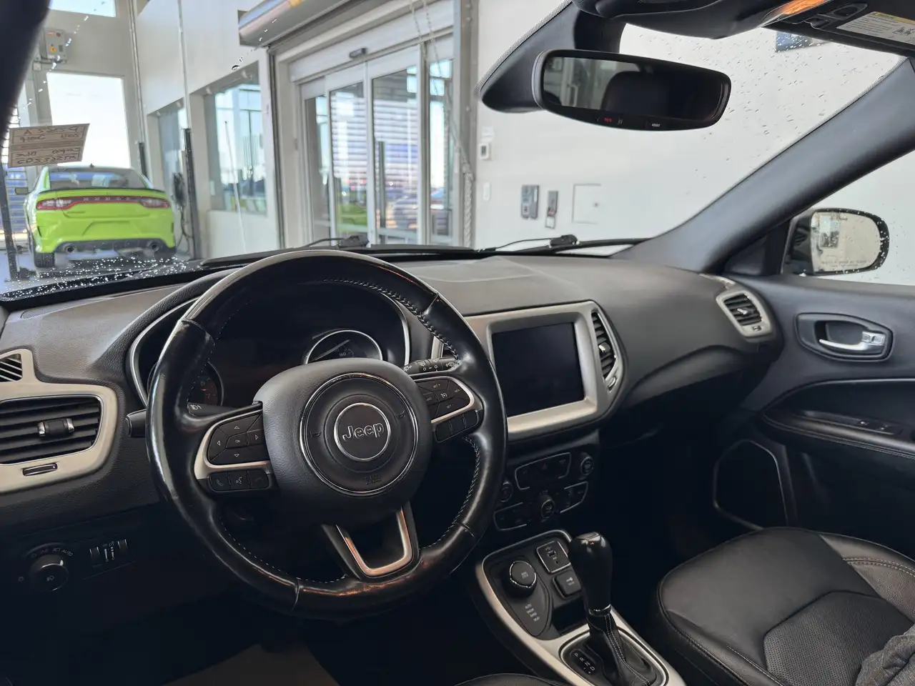 Jeep Compass снимка Jeep Compass