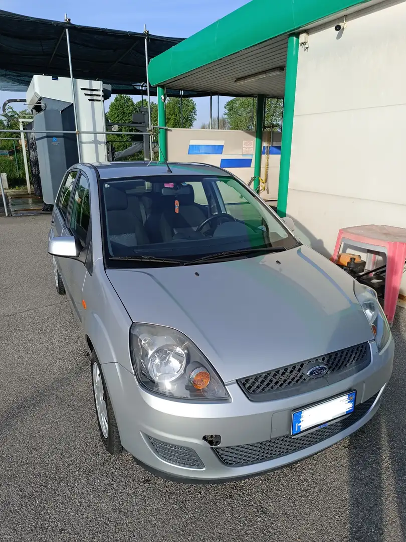 Ford Fiesta Fiesta V 2006 5p 1.2 Titanium - 1