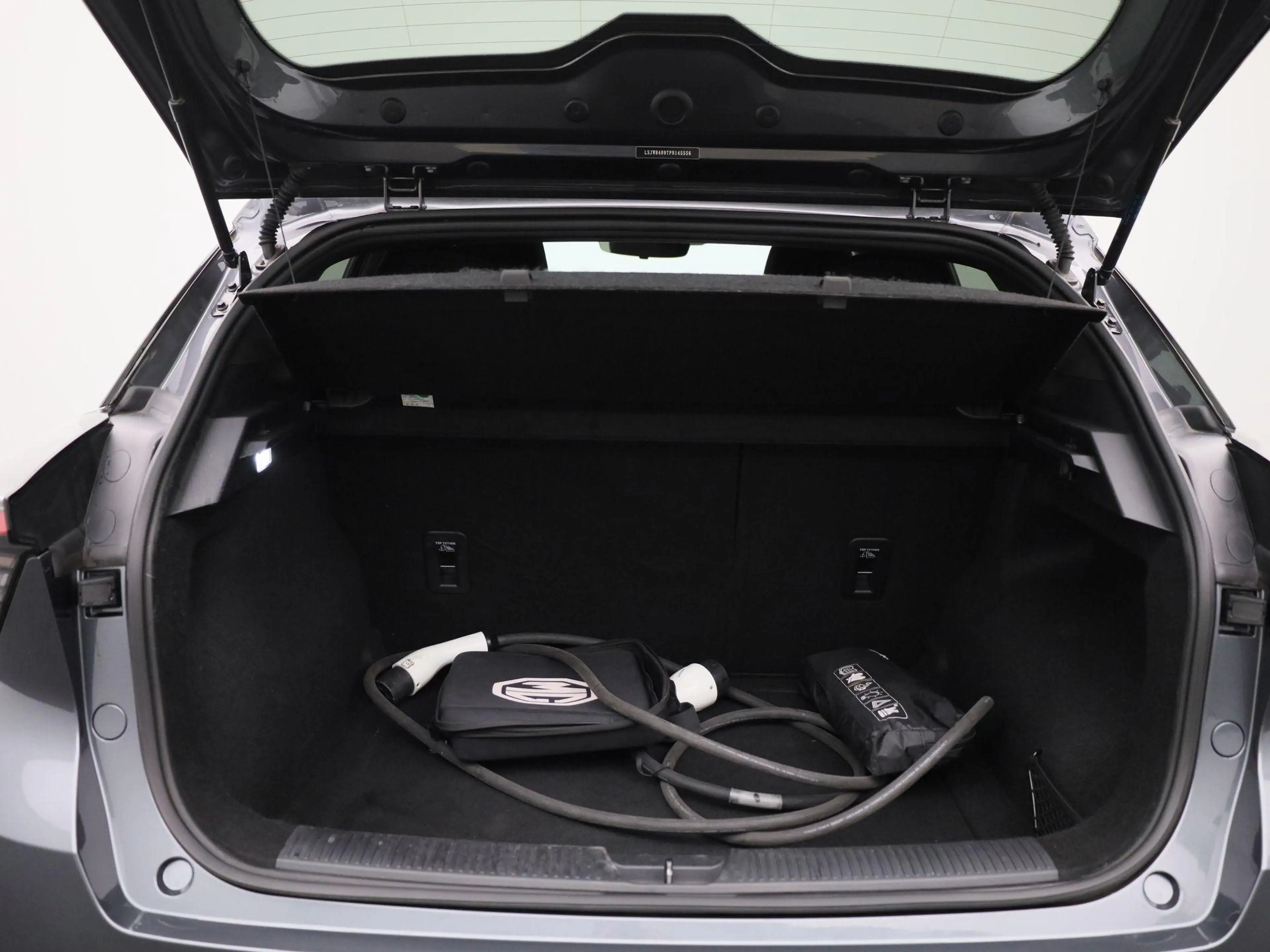MG MG4 Long Range Comfort 64 kWh | CarPlay | Led Koplampe — photo 14