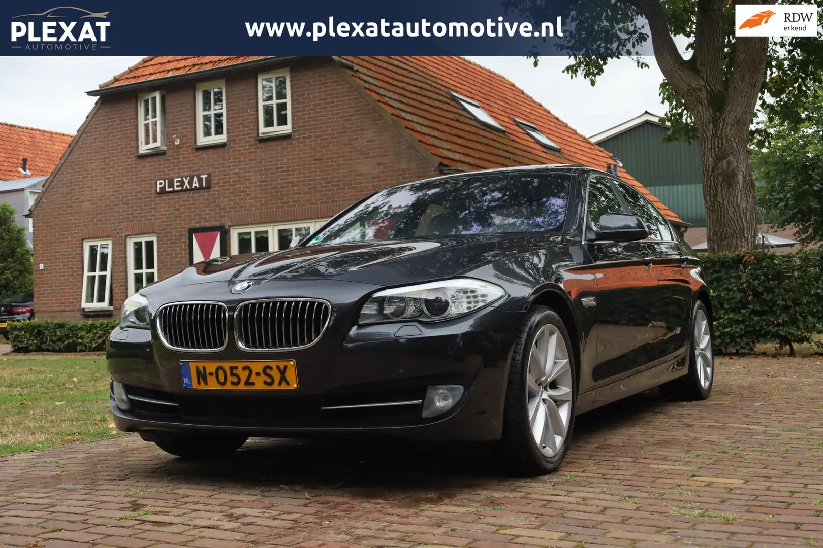 BMW 528 5-serie 528i High Executive Aut. | Panorama | Luxe Grau - 1