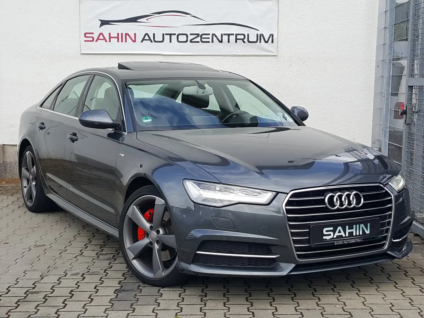 Audi A6 3.0 TDI Lim. S-Tro. S-Line RFK ESD Standhzg Matrix Gris - 2