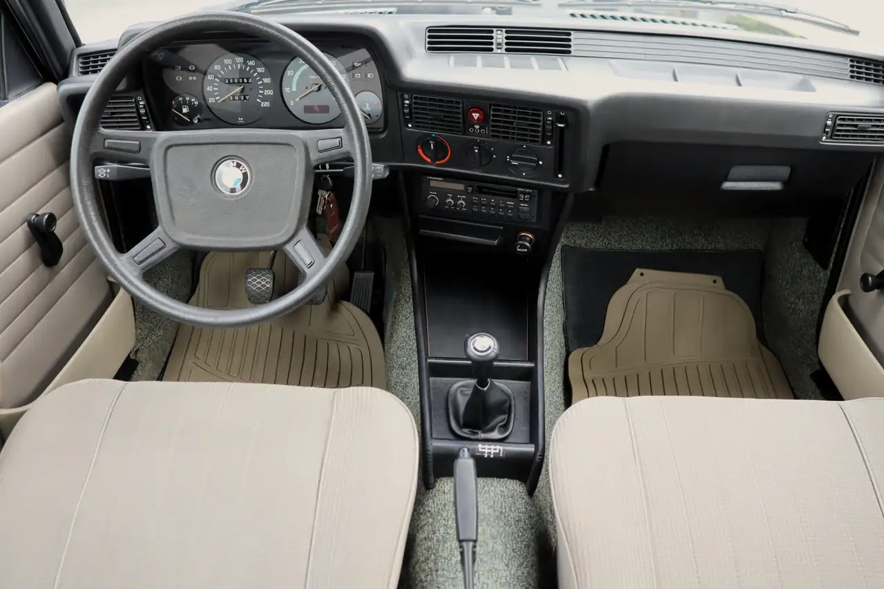 BMW 323 3-serie 323i - Highly Original, foto 3
