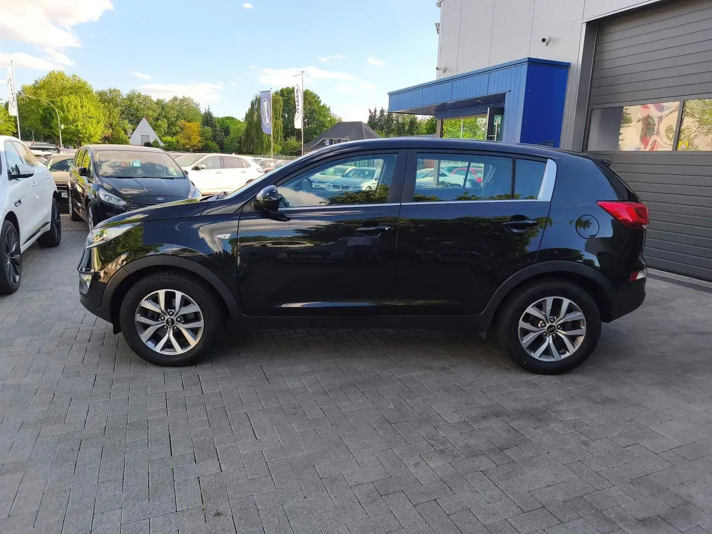 Kia Sportage Navi/Kam/SHZ/Bluetooth/Tempomat Schwarz - 2
