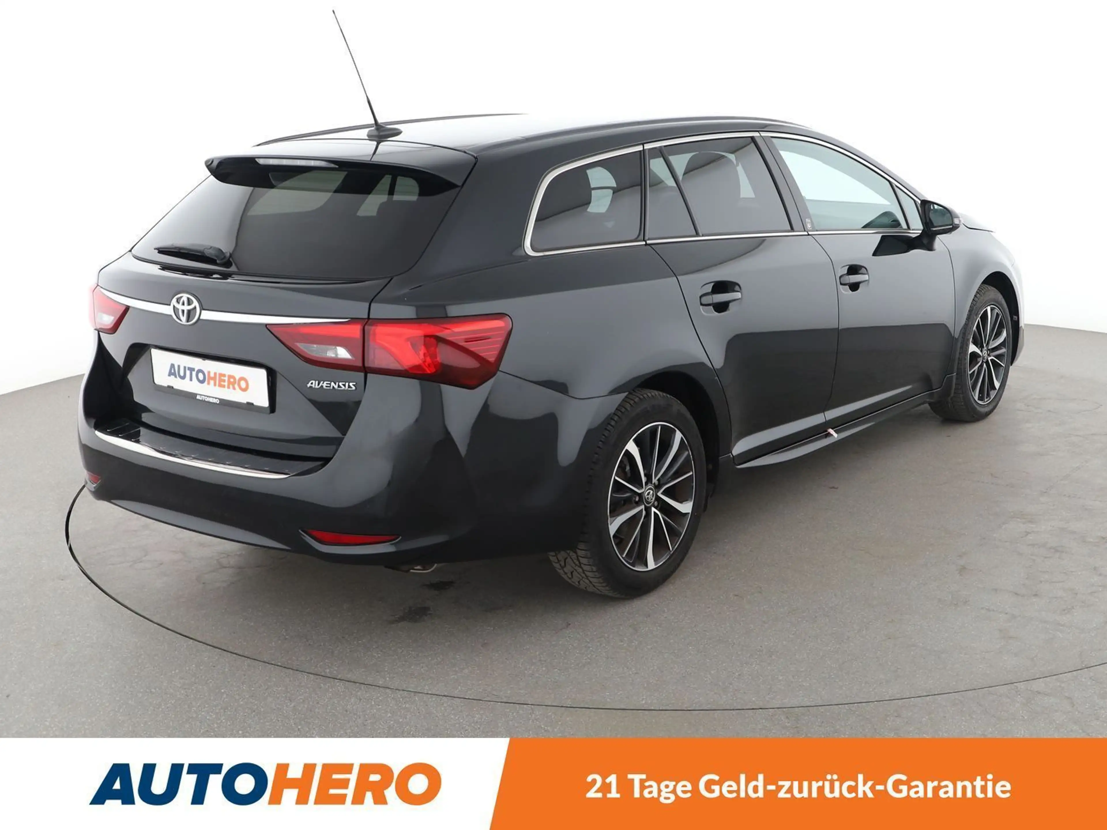 Toyota Avensis 1.8 Team D Aut*NAVI*LED*TEMPO*CAM*SHZ*KLIMA* — photo 6