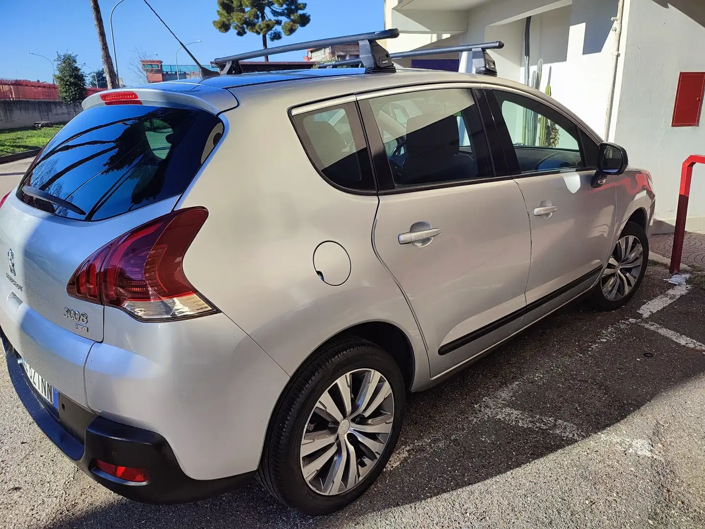 Peugeot 3008 1.6 e-hdi 8v Allure s&s 115cv robot FL - 2