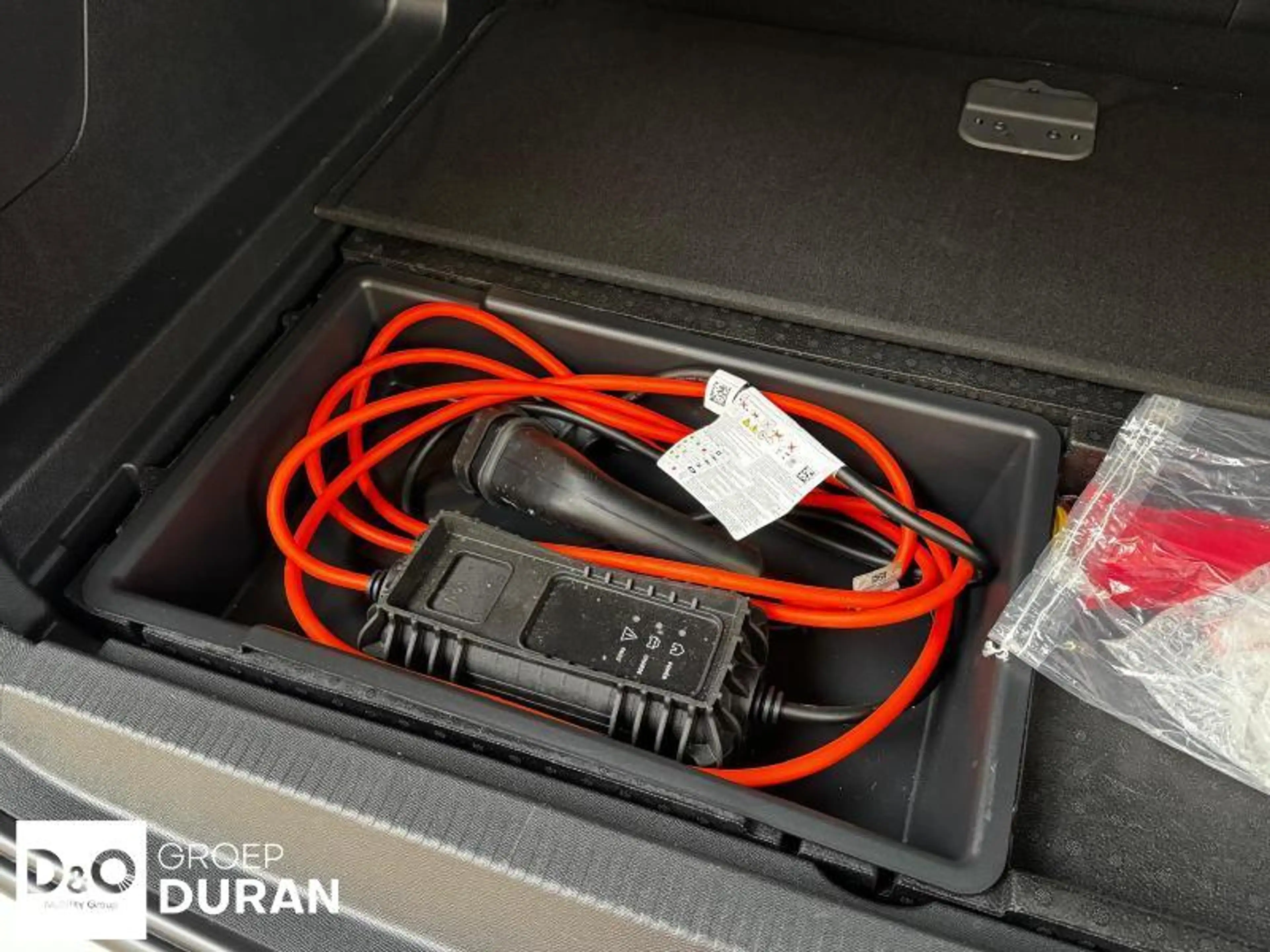 Citroen C5 Aircross Feel 1.6 Plug-In Hybrid — photo 9