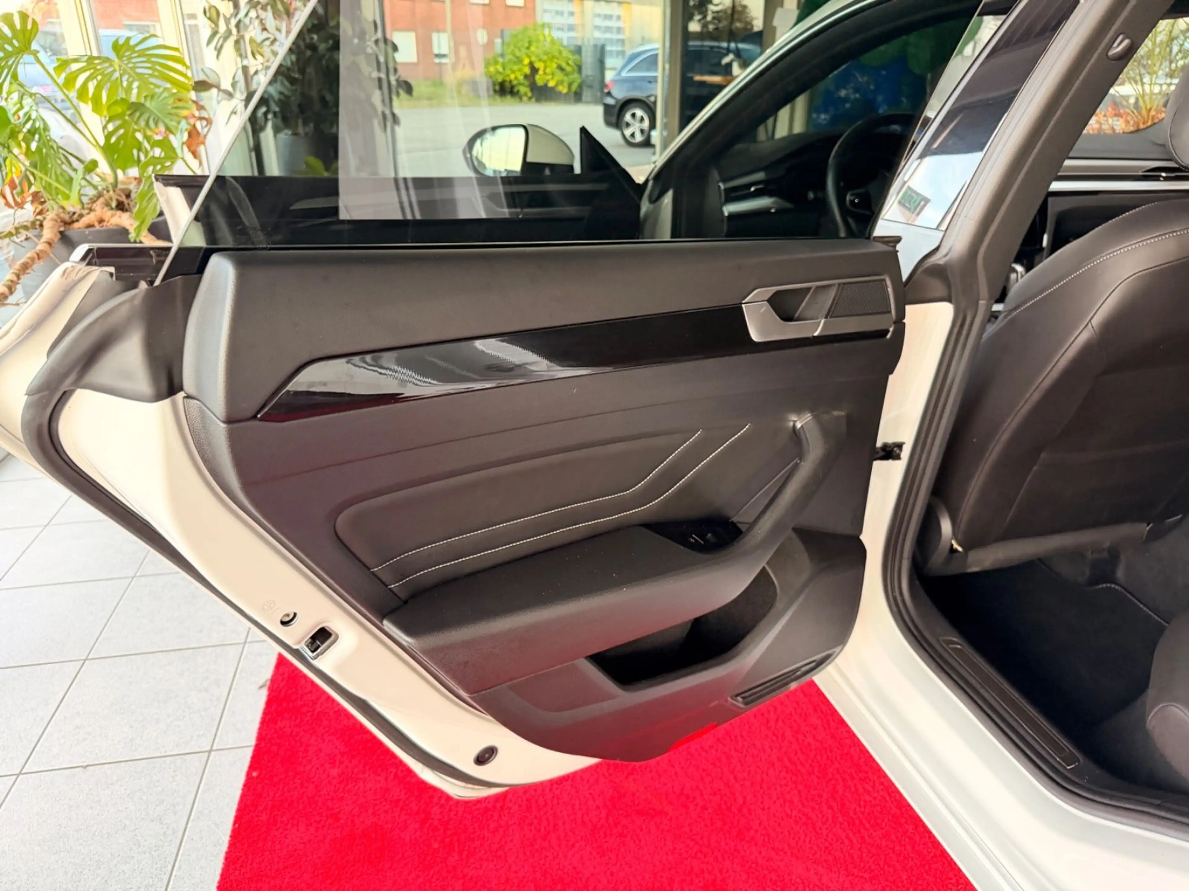 Volkswagen Arteon Shooting Brake R-Line Leder AHK — photo 14