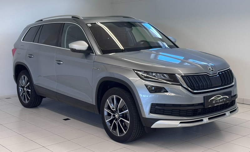 Skoda Kodiaq 2.0 TDI Scout 4x4*AHK*1.BESITZ*ACC*PANO*R-KAMERA*