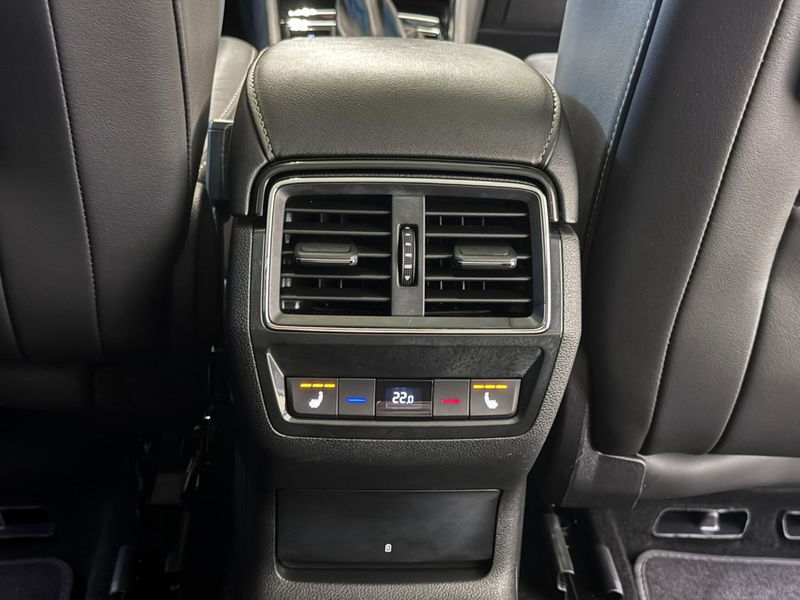 Skoda Kodiaq 2.0 TDI Scout 4x4*AHK*1.BESITZ*ACC*PANO*R-KAMERA* — photo 13