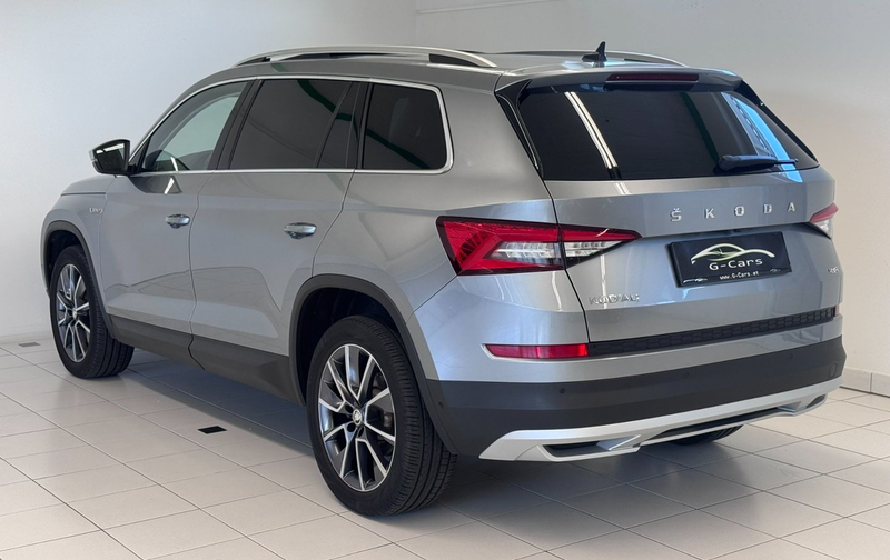 Skoda Kodiaq 2.0 TDI Scout 4x4*AHK*1.BESITZ*ACC*PANO*R-KAMERA* — photo 15