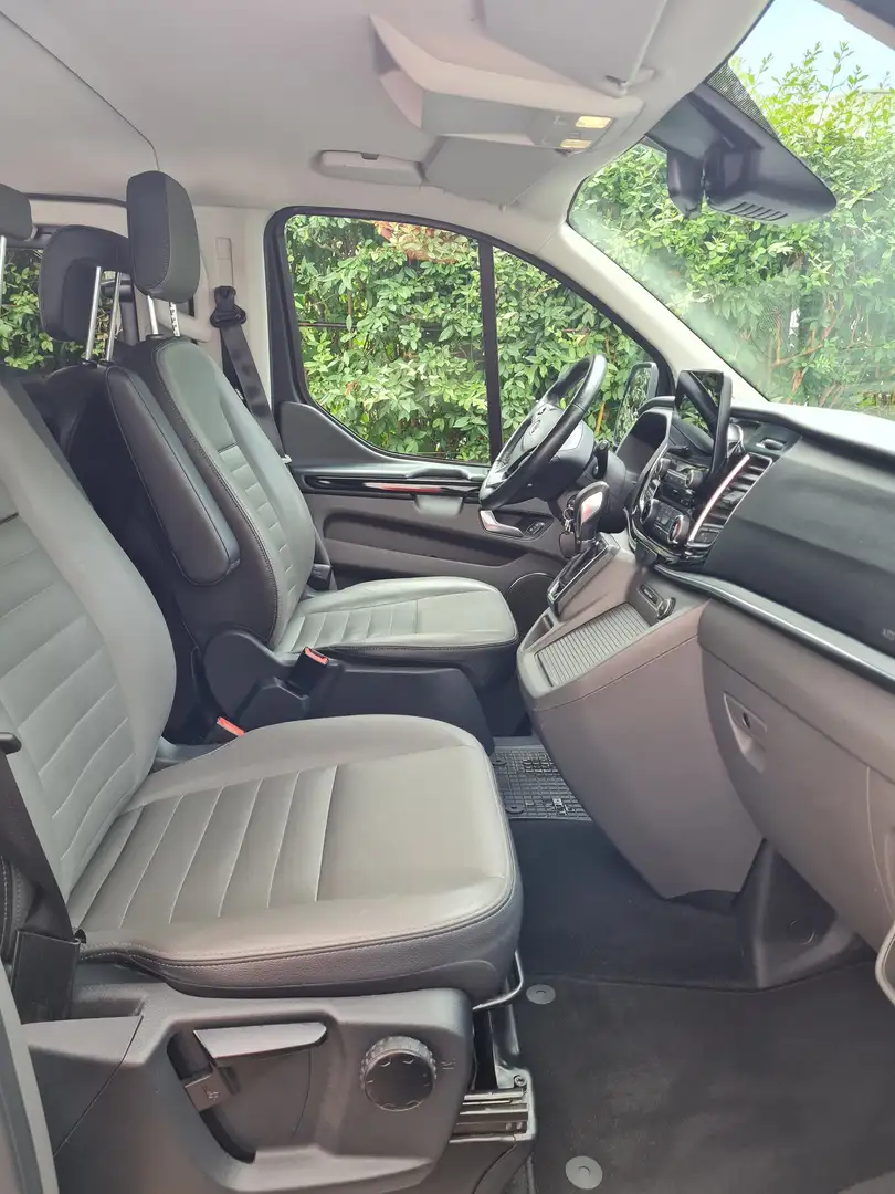 Ford Transit Custom Transit Custom 340 TDCi 340 L2H1 VA Titanium Schwarz - 2