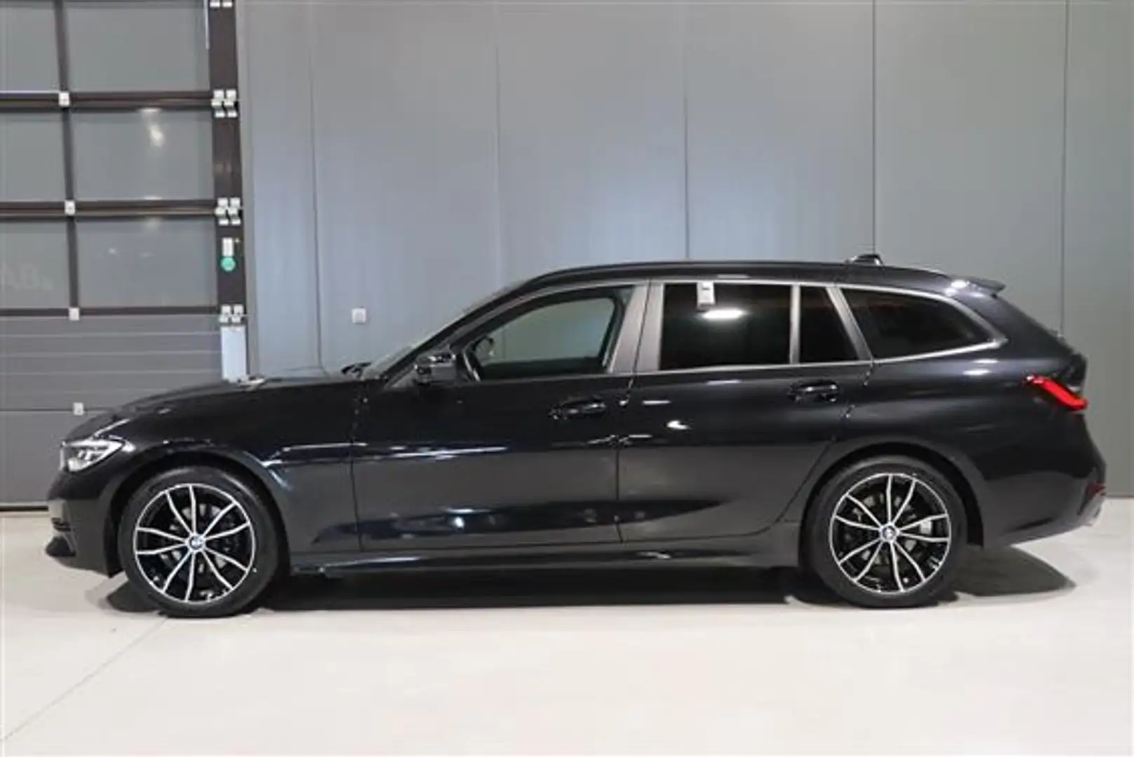 BMW 318 318d Advantage 150pk Black - 2