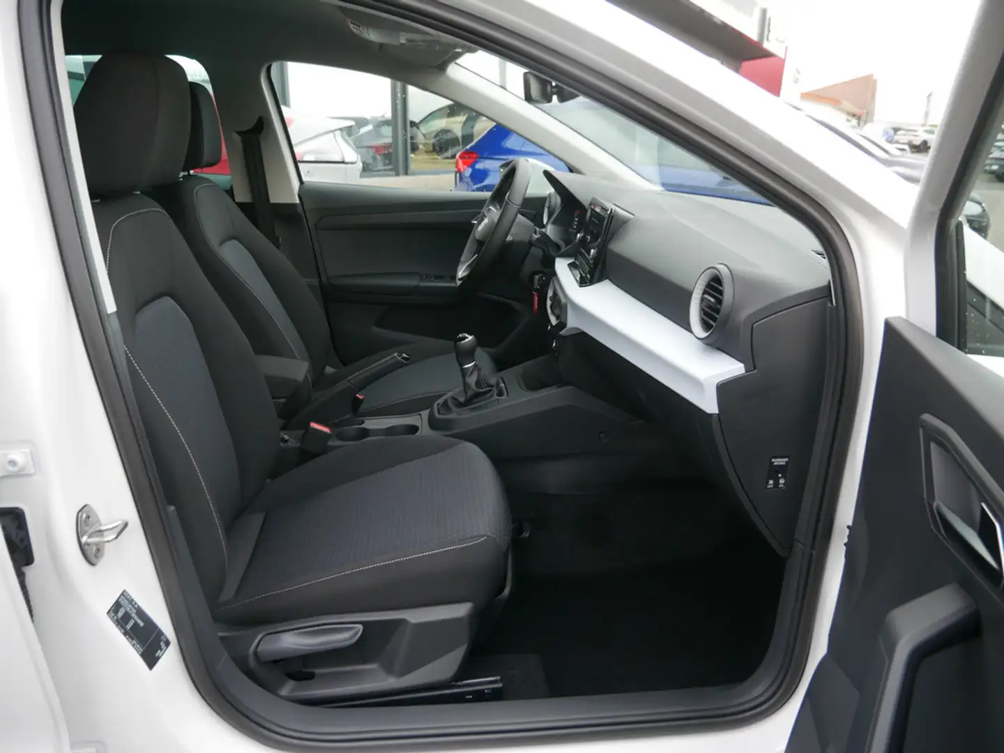 SEAT Ibiza 1.0 TSI Style Edition KLIMA PDC SHZ LED Blanc - 2