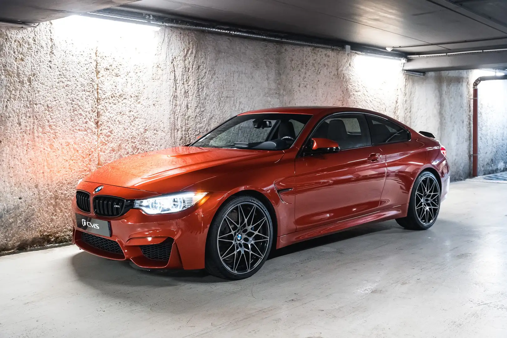 BMW M4 (F82) Pack Competition Oranje - 1