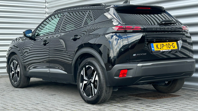 Peugeot e-2008 54KWH 156PK ALLURE AVANTAGE AUTOMAAT / NAVI / LEDE — photo 9
