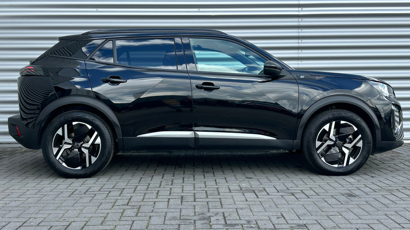 Peugeot e-2008 54KWH 156PK ALLURE AVANTAGE AUTOMAAT / NAVI / LEDE — photo 3