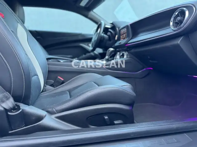 Chevrolet Camaro view 15