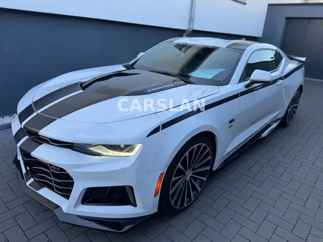 Chevrolet Camaro view 10