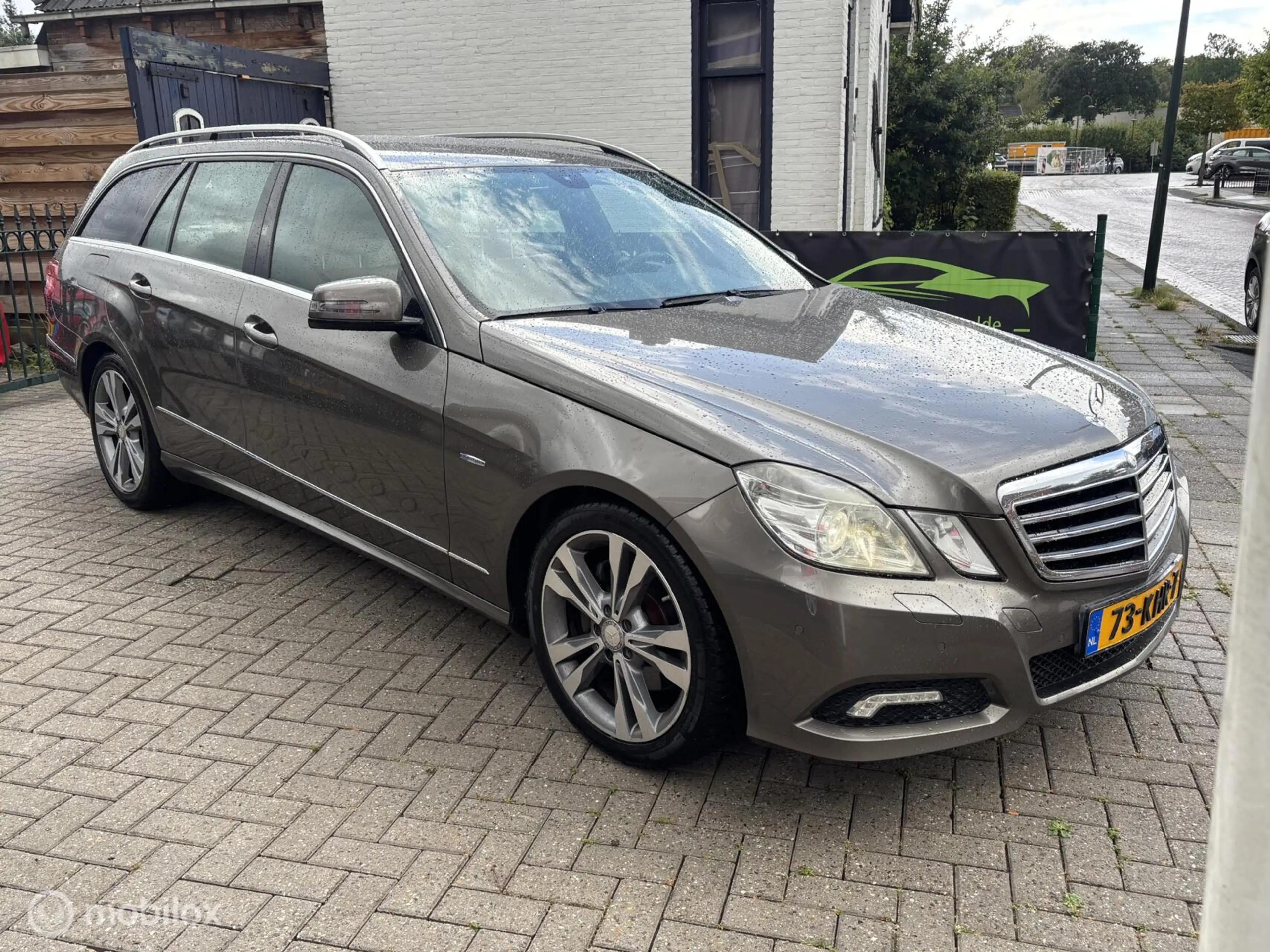 Mercedes-Benz E 350 Estate CGI Avantgarde EXPORT OF HANDEL — photo 3