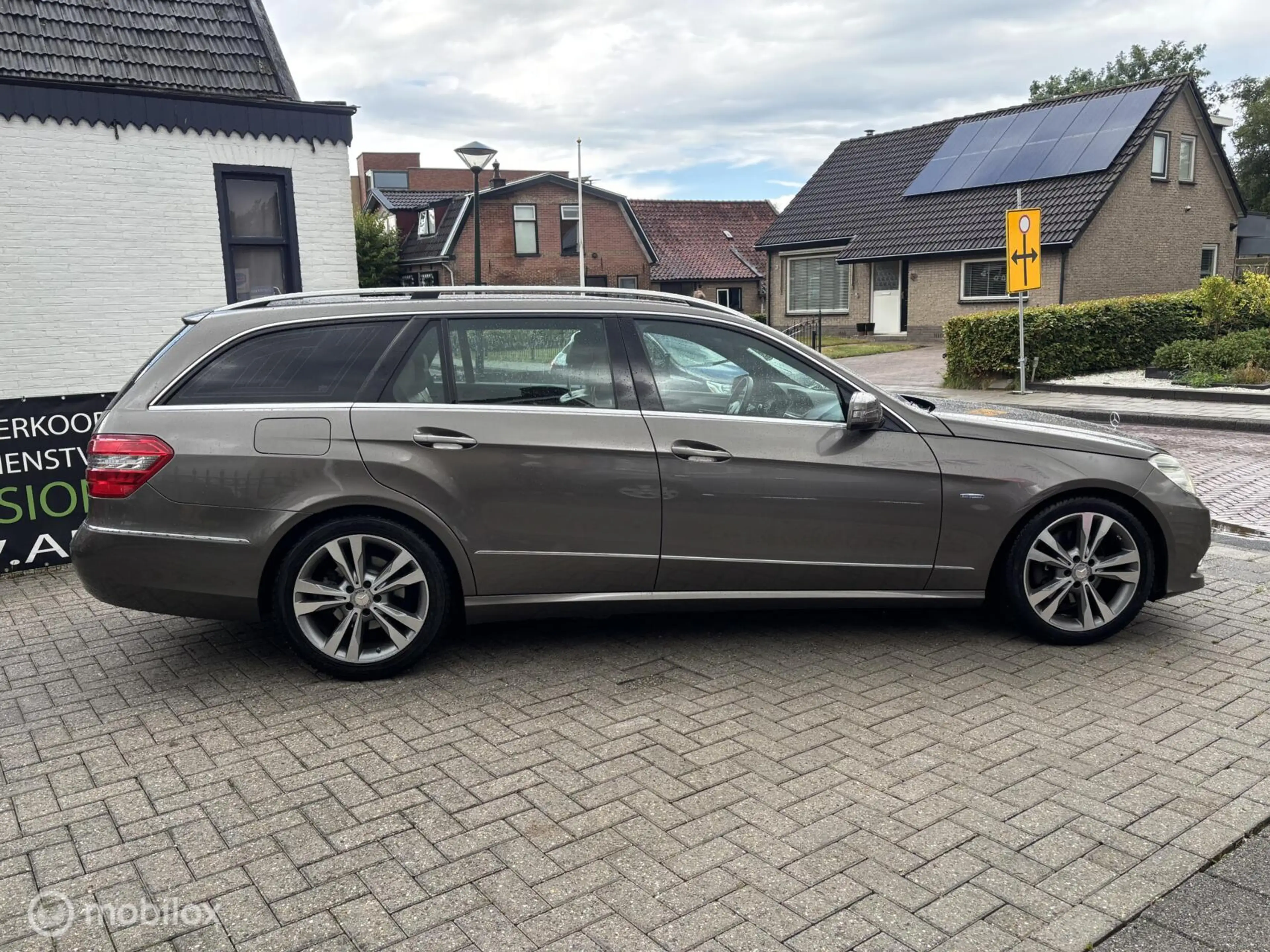 Mercedes-Benz E 350 Estate CGI Avantgarde EXPORT OF HANDEL — photo 4
