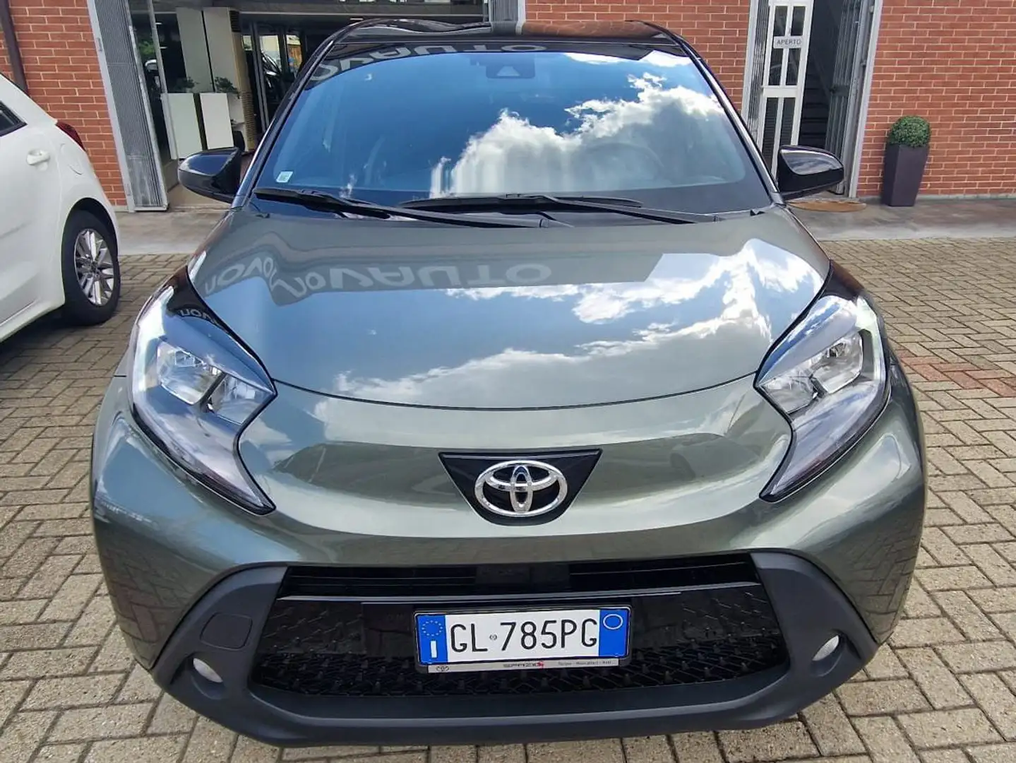 Toyota Aygo X 1.0 Trend 72cv PREZZO REALE Verde - 2