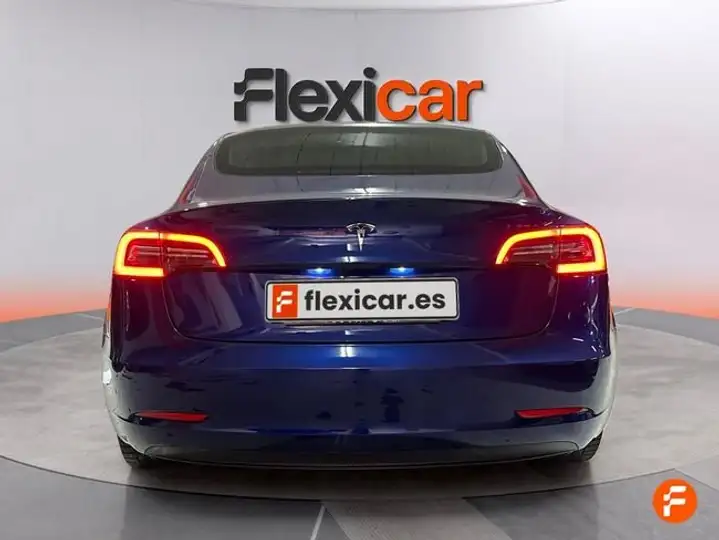 Tesla Model 3 2022, foto 4