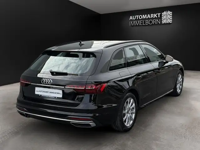 Audi A4 view 7
