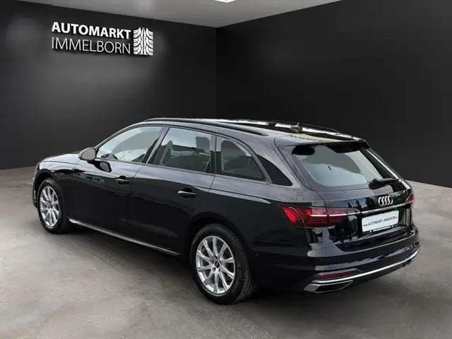 Audi A4 view 6