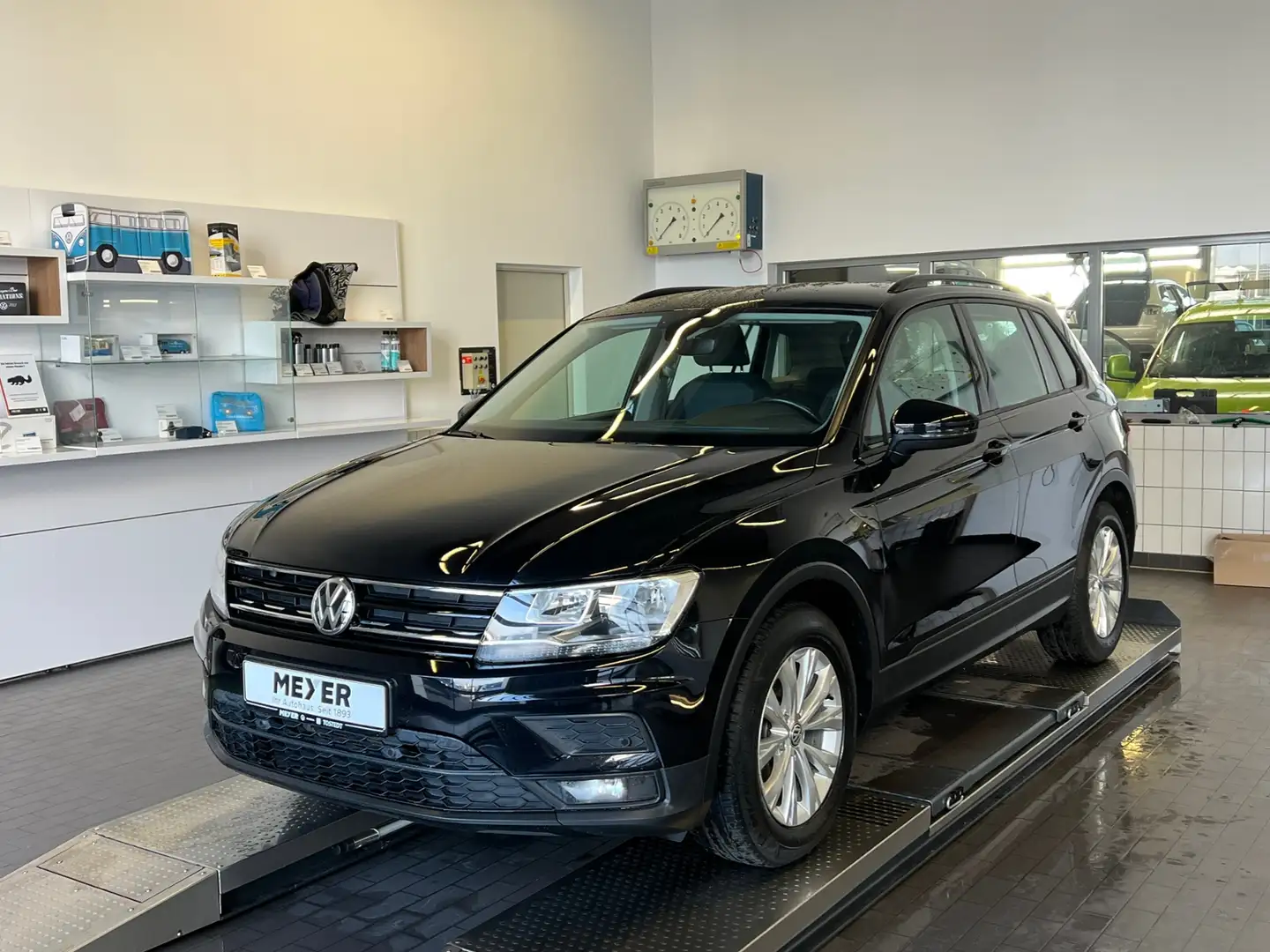 Volkswagen Tiguan Trendline 1.4 TSI DSG *AHK, Sitzheizung, PDC, LM' Nero - 2