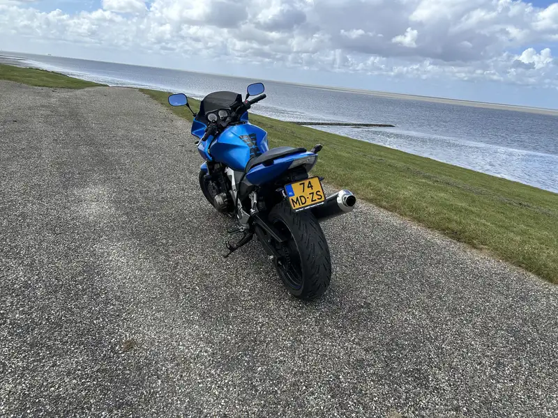 Kawasaki Z750 - foto 2