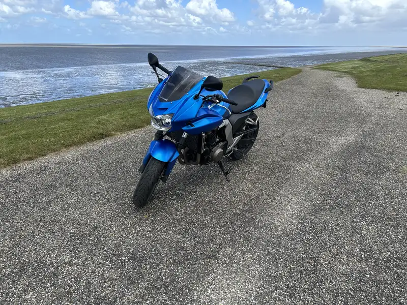 Kawasaki Z750 - foto 6