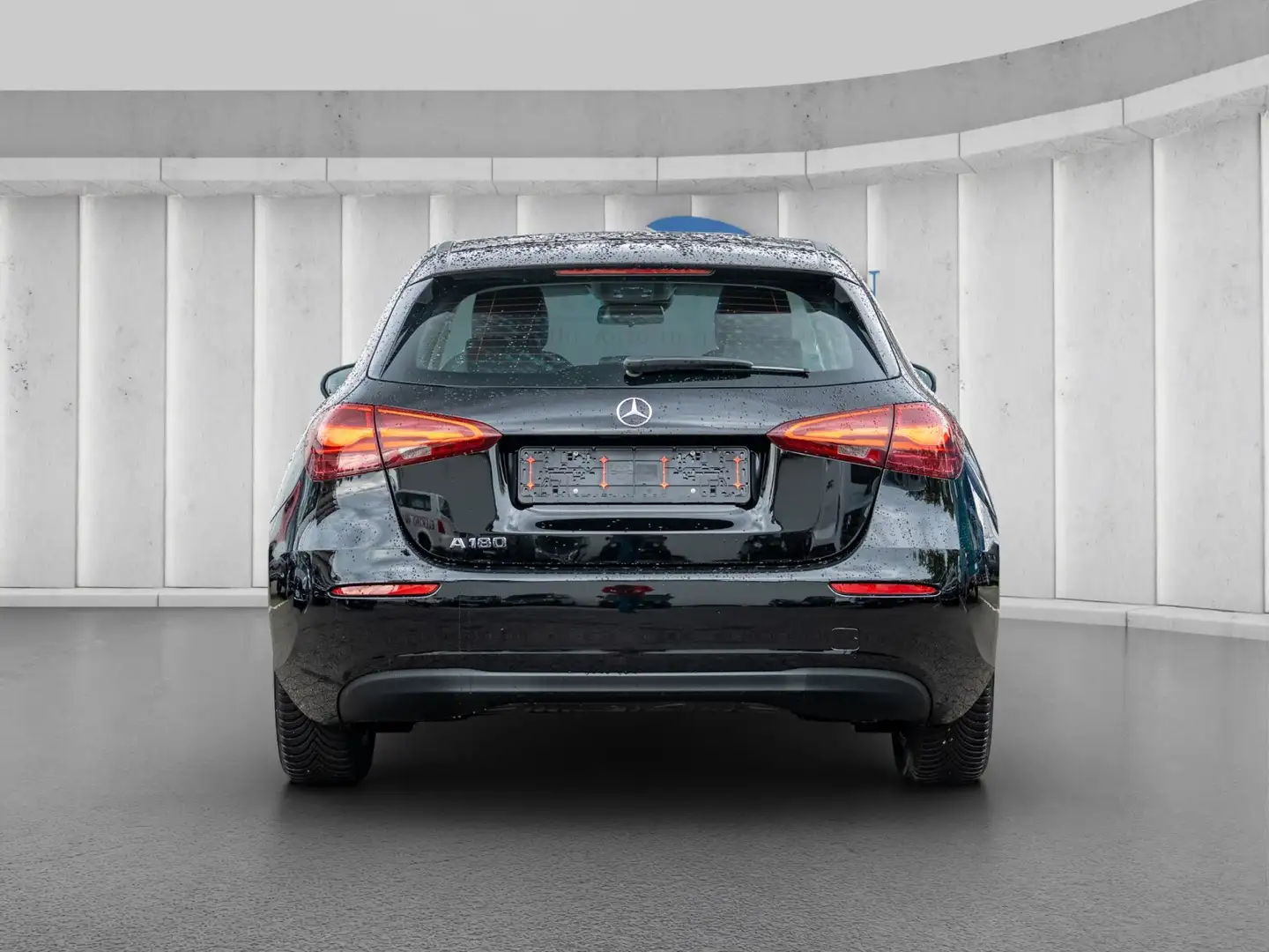 Mercedes-Benz A 180 A 180 Kompaktlimousine Rückfahrkamera Vorrüstung für DISTRONIC Schwarz - 2