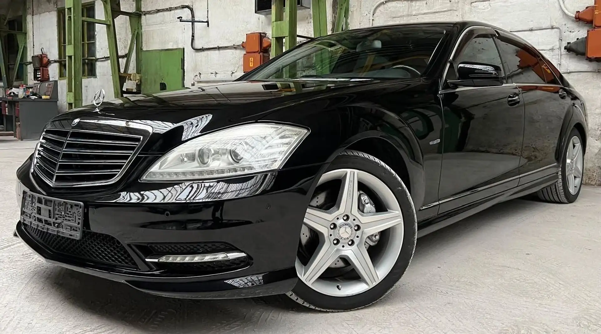 Mercedes-Benz S 400 HYBRID L AMG SPORT-PAKET 91 TKM LED NAVI Negru - 1