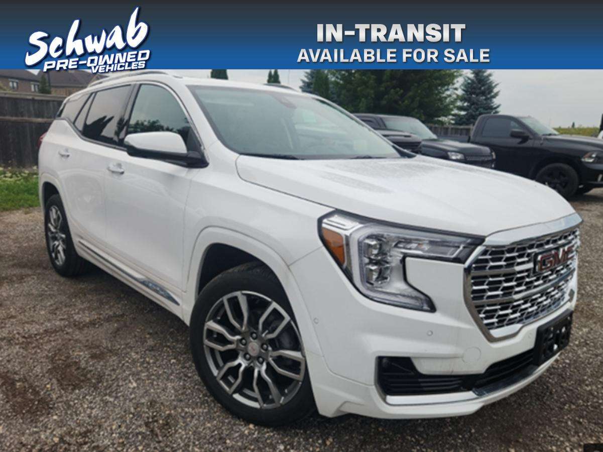 2024 GMC Terrain Denali w/Sunroof/Heated & Cooled Leather/Heated Wh