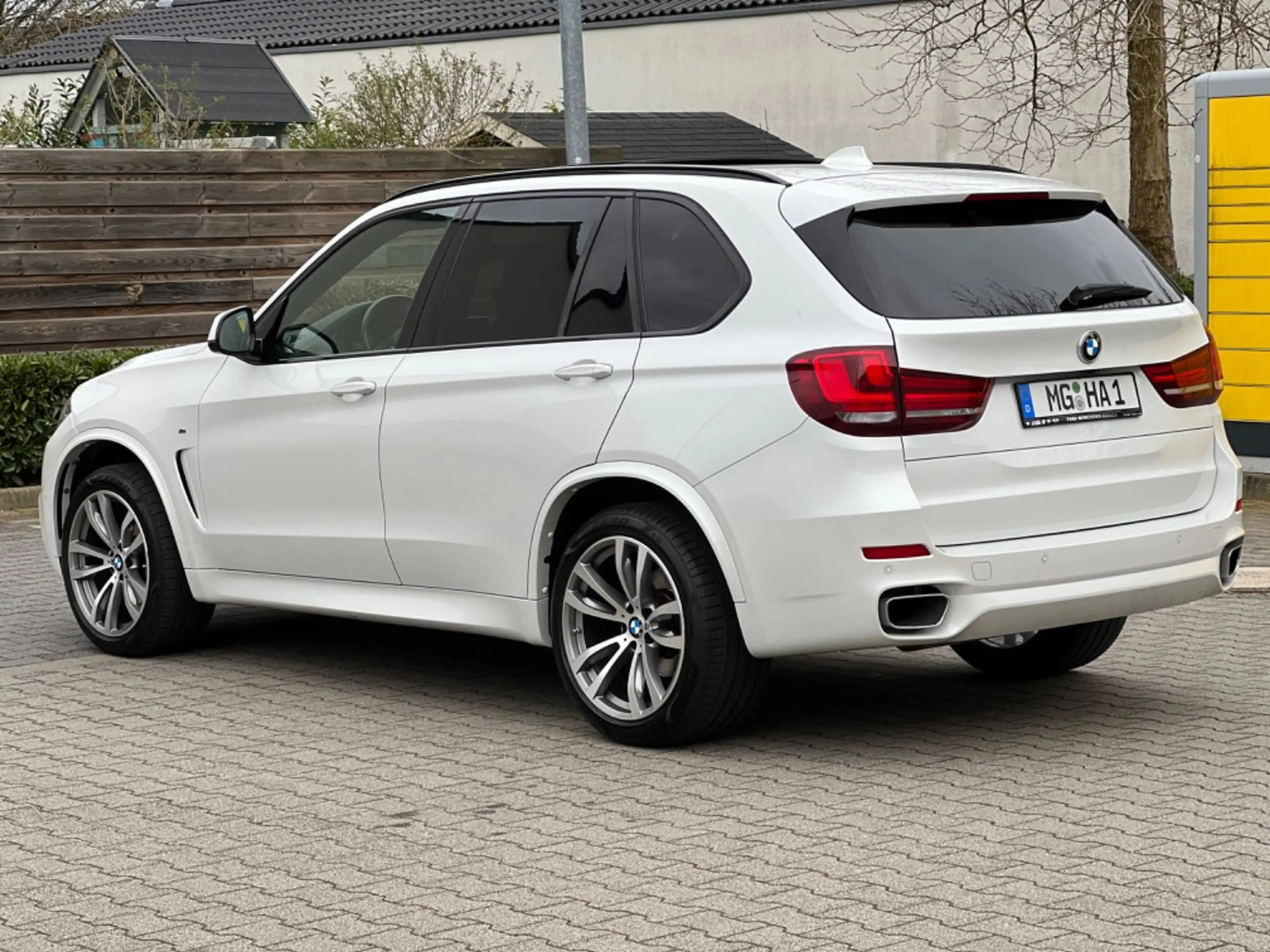 BMW X5 xDrive30d M Sportpaket PANO/HEAD-UP/KAMERA — photo 6