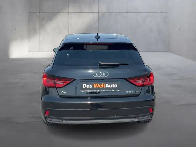 Audi A1 view 4
