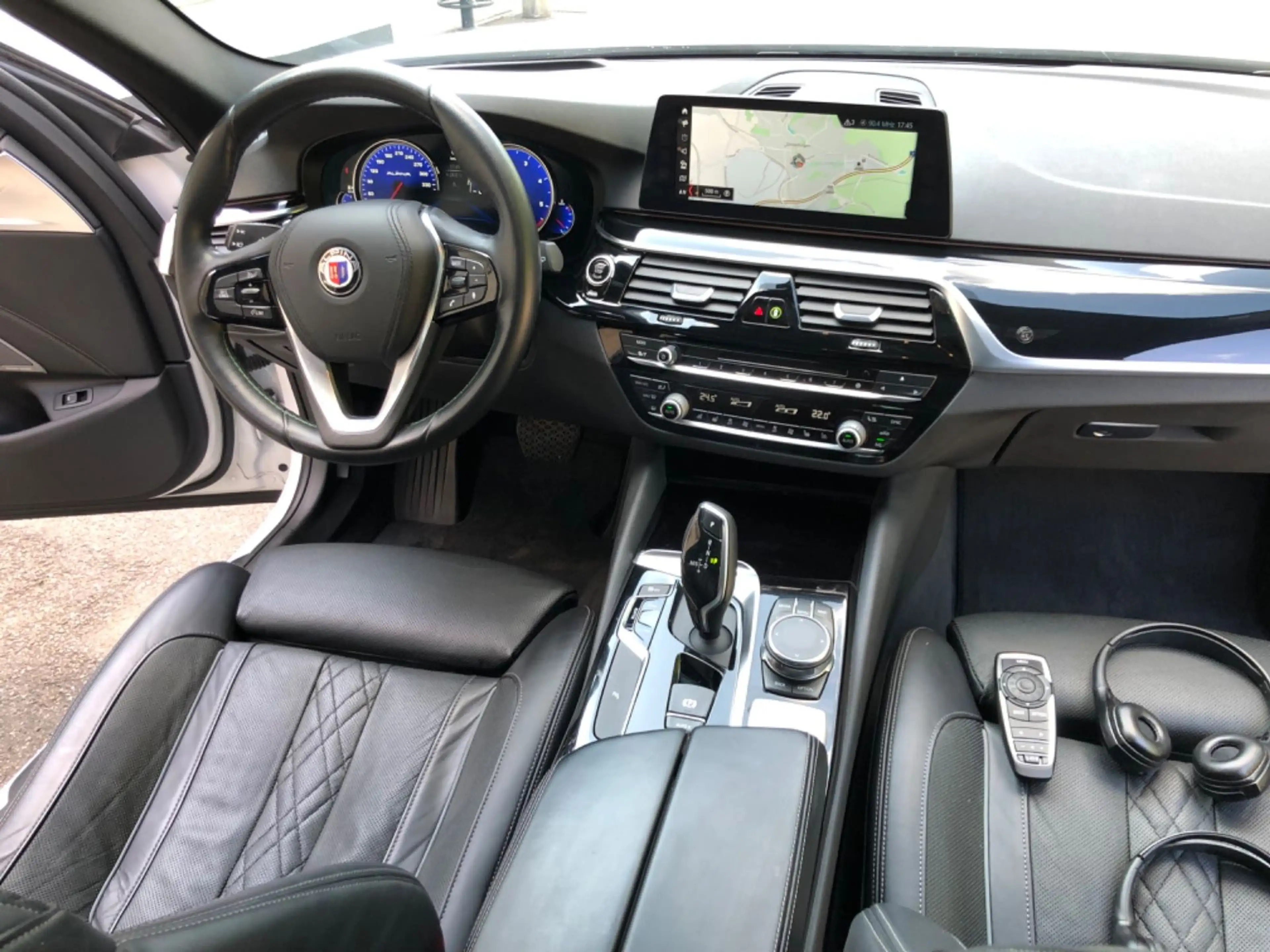 Alpina D5 Alpina D5 S Biturbo Touring Allrad/PANORAMA — photo 6