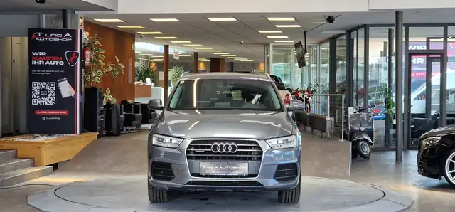 Audi Q3 view 2