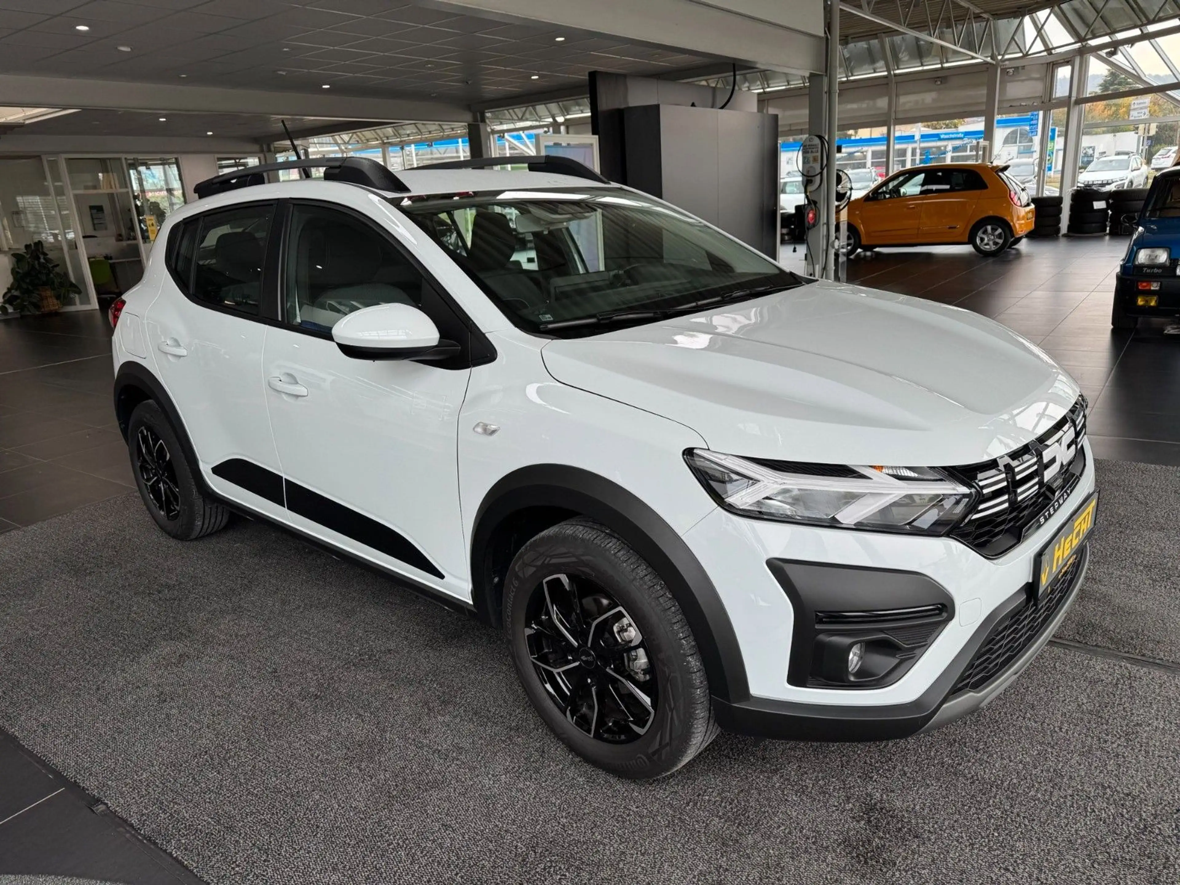 Dacia Sandero III Stepway Expression — photo 2