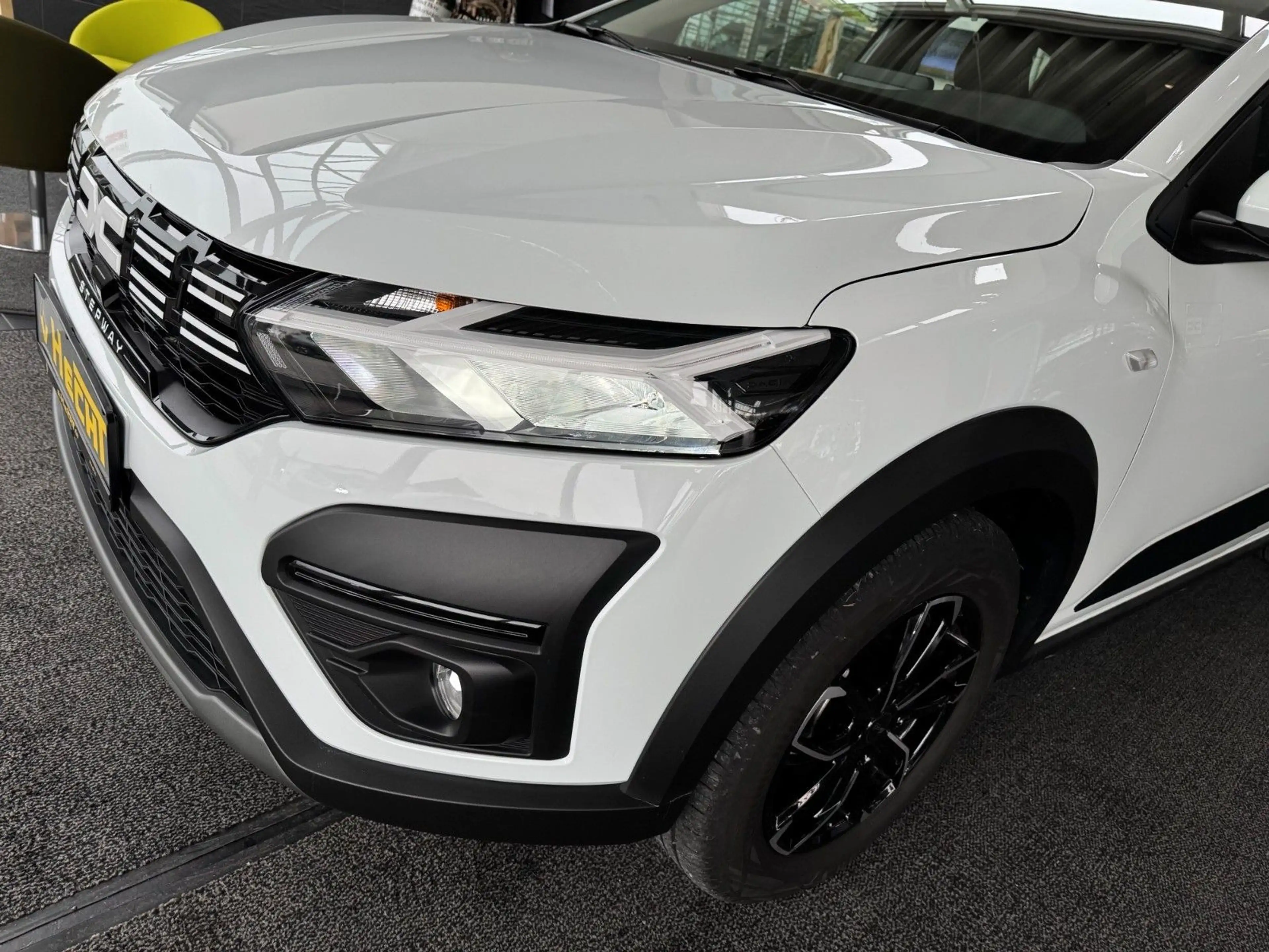 Dacia Sandero III Stepway Expression — photo 4