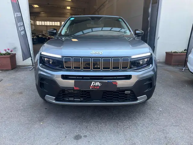 Jeep Avenger view 2