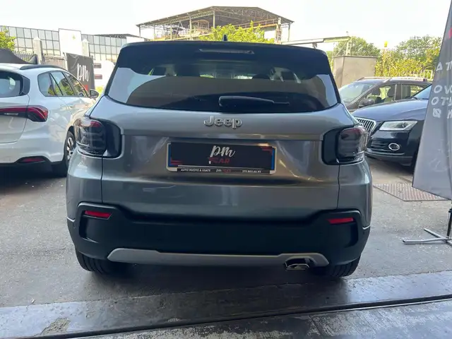 Jeep Avenger view 6