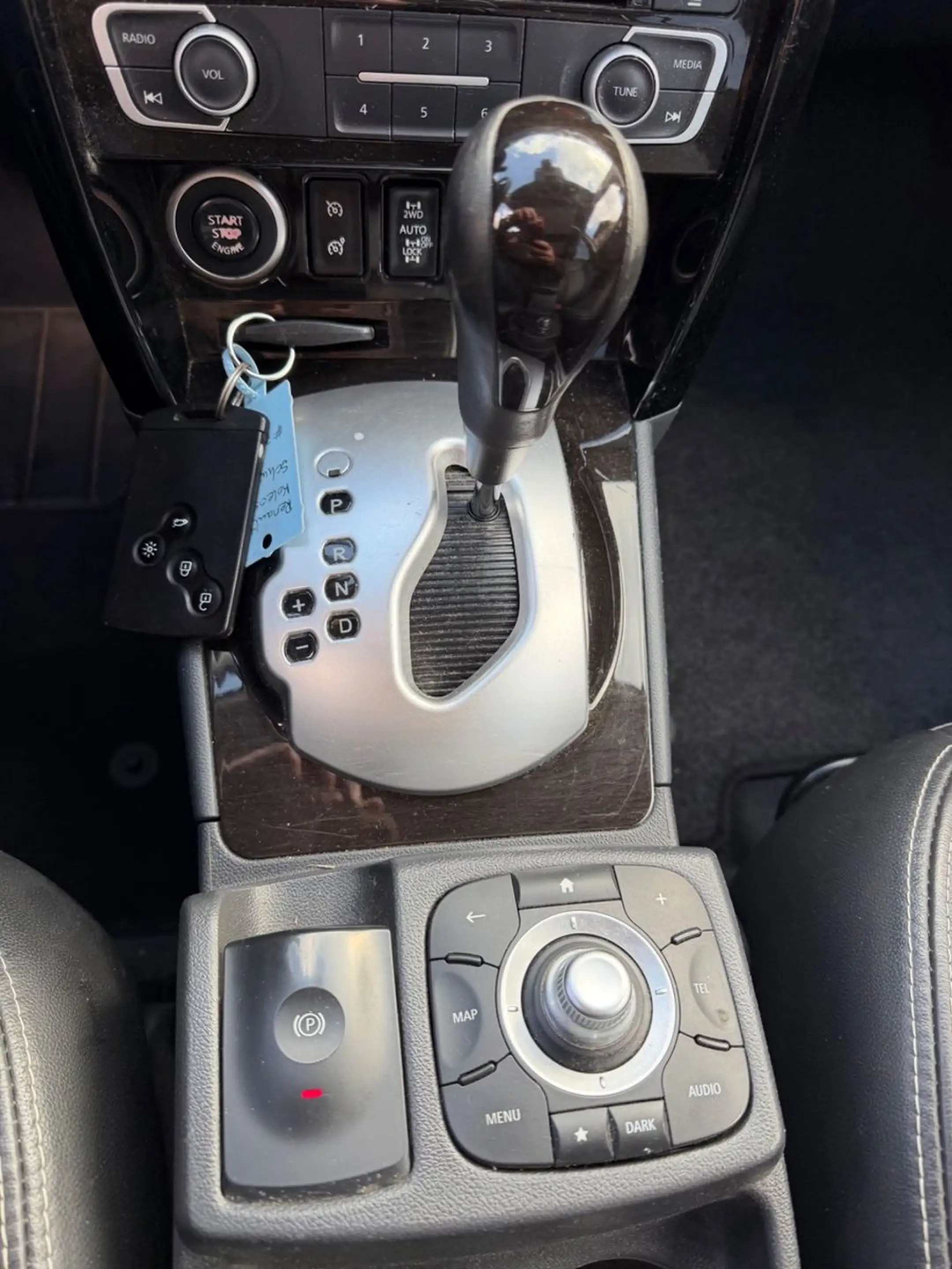 Renault Koleos Night&Day 4x4 Panorama Leder Navi AHK — photo 12
