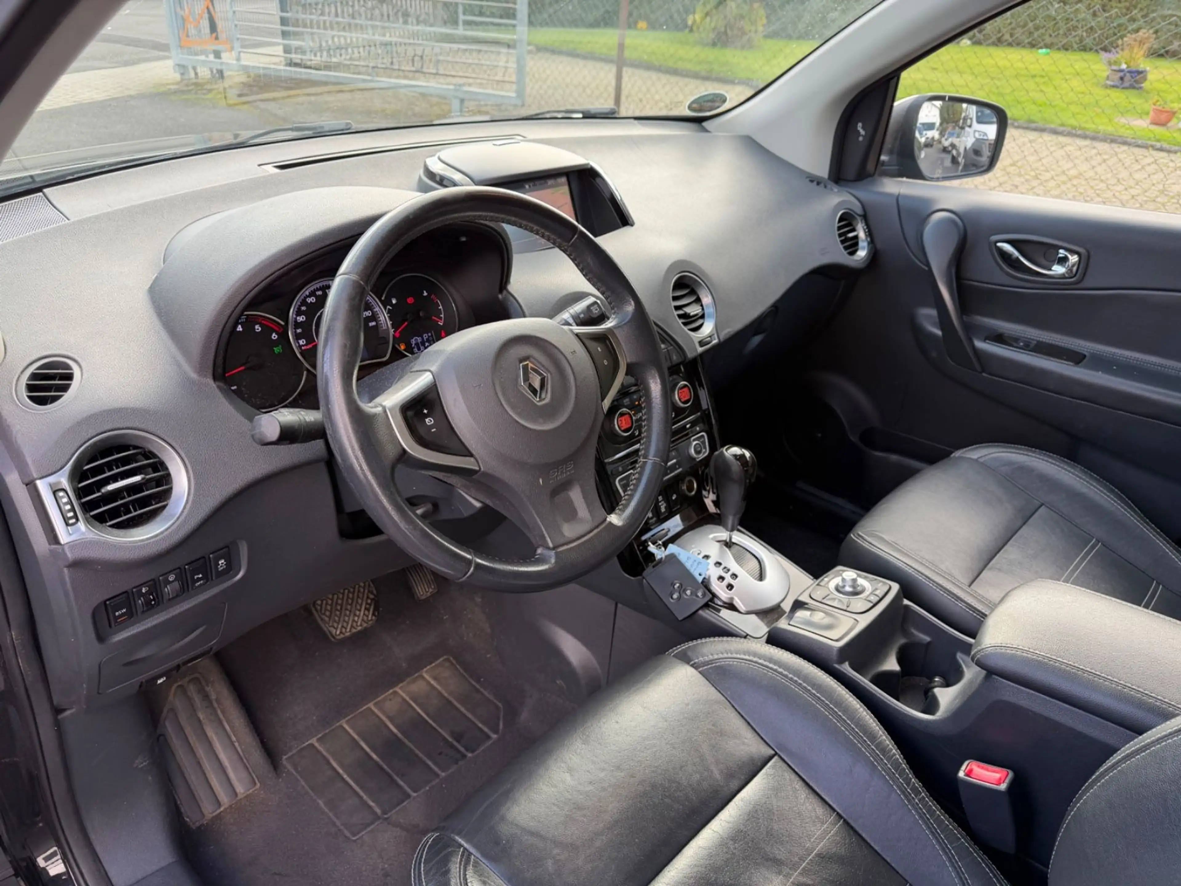 Renault Koleos Night&Day 4x4 Panorama Leder Navi AHK — photo 7