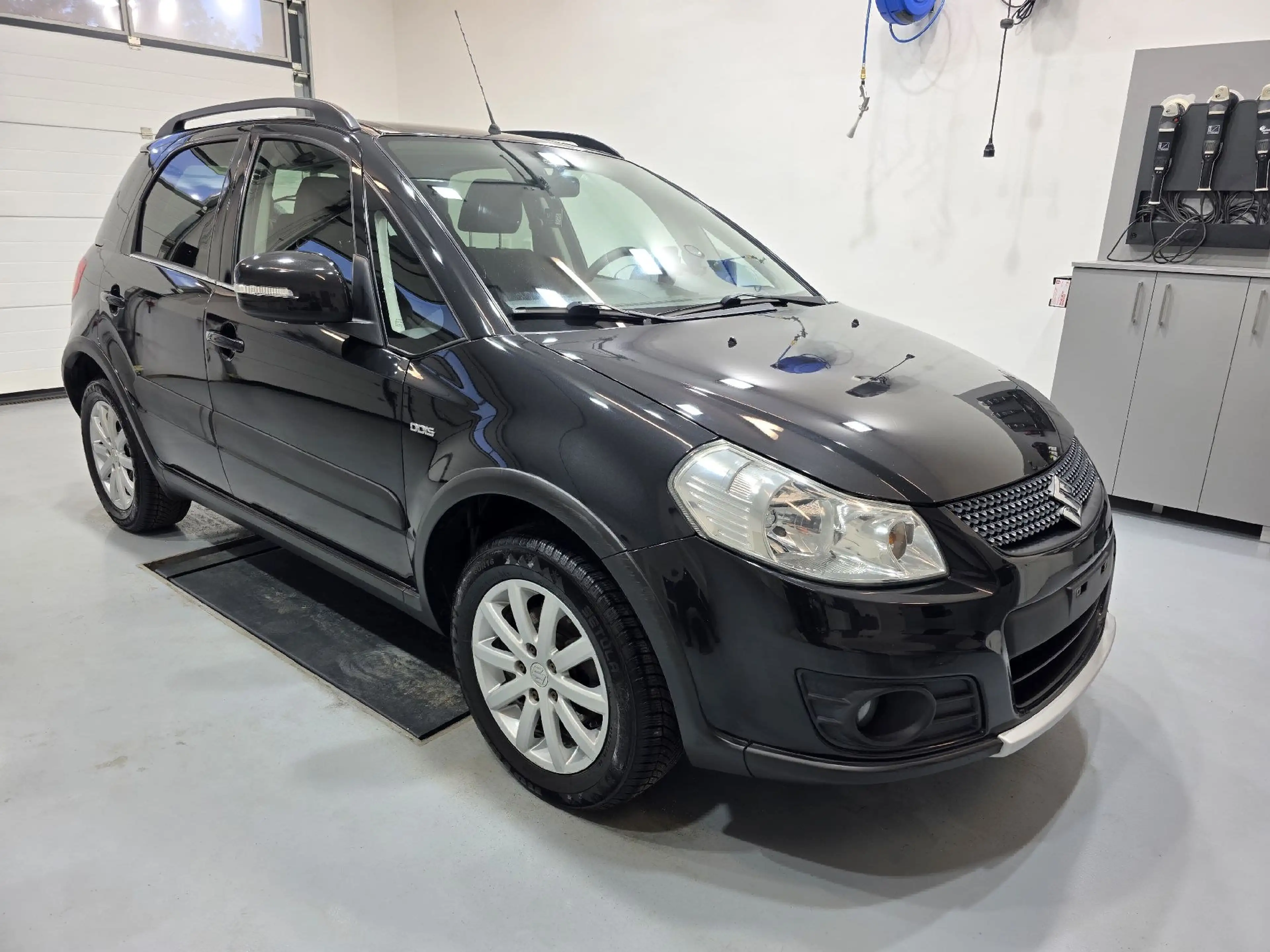 Suzuki SX4 Navigator GLX 4WD 2,0 — photo 3
