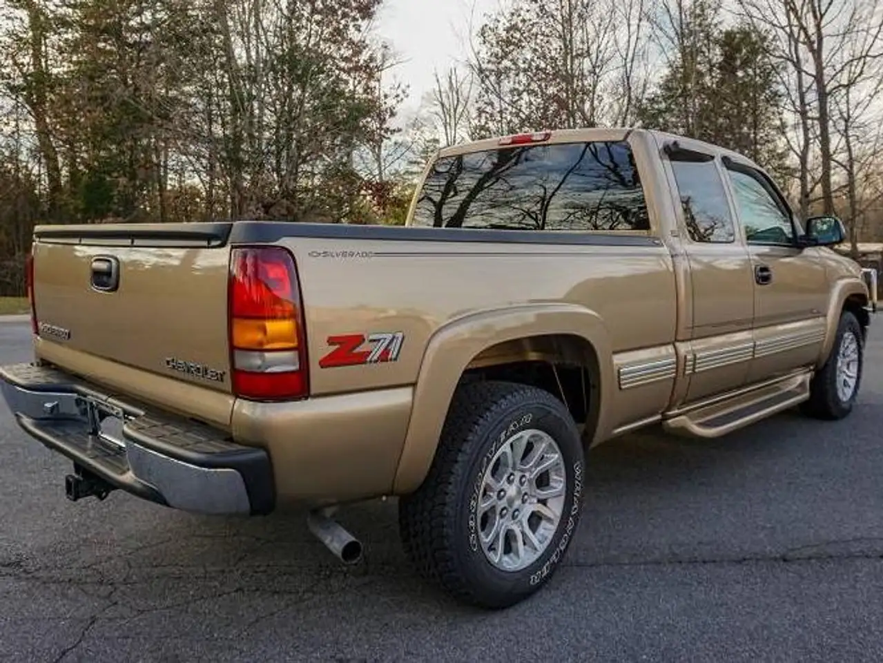 Chevrolet Silverado 1500 снимка Chevrolet Silverado 1500