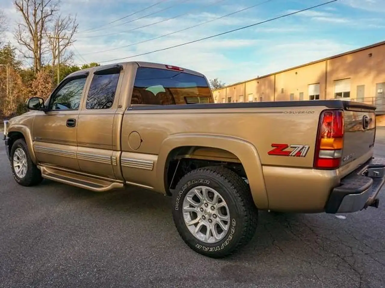 Chevrolet Silverado 1500 снимка Chevrolet Silverado 1500